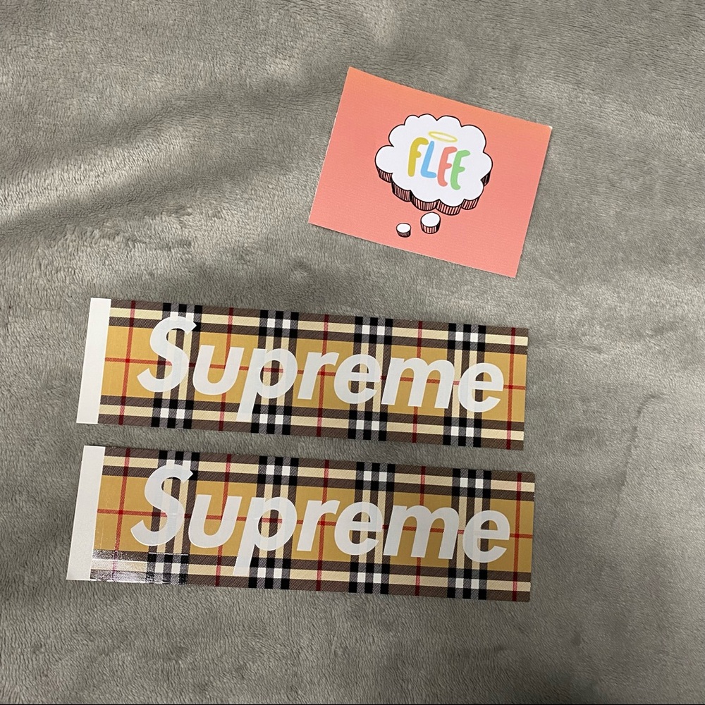 Supreme x Burberry Bogo sticker